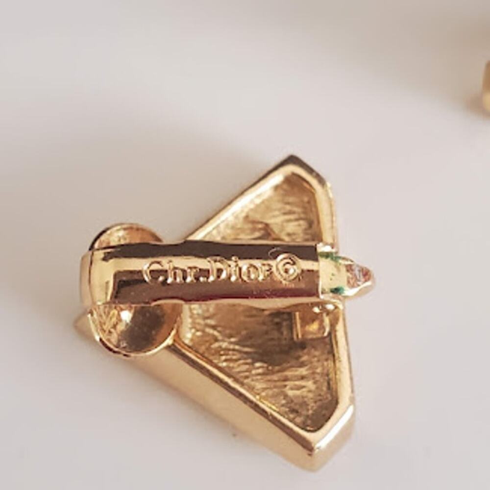 Christian Dior Vintage Gold Tone Black Triangle Rhinestone Clip On Earrings - Picture 3 of 6
